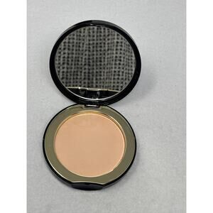 Merle Norman Flawless Effect Pressed Powder in Translucent - NEW .35oz
